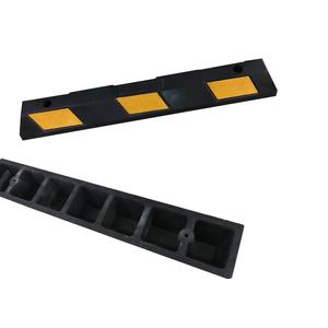 कार पार्किंग के लिए 900 मिमी रबर व्हील स्टॉपर - Product Image 2