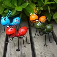 Figurine d'abeille en métal moulé, petite figurine créative d'insecte, modèle animal, ornements pour jardin, parc, pelouse, cour, artisanat en métal de haute qualité