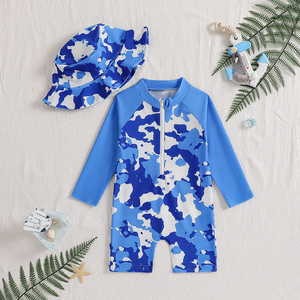<span class=keywords><strong>Maillot</strong></span> <span class=keywords><strong>de</strong></span> <span class=keywords><strong>bain</strong></span> une pièce à manches longues pour bébé garçon, imprimé camouflage bleu et blanc, en spandex/polyester, avec fermeture éclair, bonnet <span class=keywords><strong>de</strong></span> <span class=keywords><strong>bain</strong></span>, deux pièces, pour la plage - Product Image 1