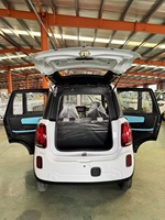 Nouveau Longue Portée Basse Vitesse 4 Places Conduite À Droite Avec 4 Roues Personnes Âgées Sans Permis De Conduire Adulte EV Mini Voiture Électrique