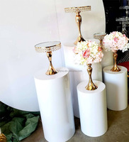 Présentoir de table à gâteaux blanc pour accessoires de mariage piédestal à gâteau cubique rond en métal blanc pour décoration de fond de scène d'événements de fête