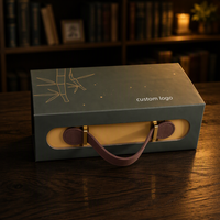 Boîte pliable de style livre avec impression de logo personnalisée en gros, boîte à fermeture magnétique avec poignée