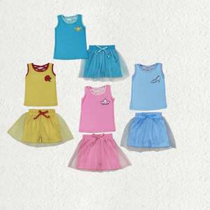 Set Estivo per Bambine 2 Pezzi: Top Senza Maniche e Pantaloncini Tutu, 4 Stili Disponibili - Product Image 1