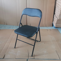 Chaise pliante en plastique de camping simple en métal noir moderne pour jardin extérieur