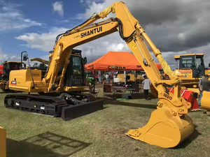 Excavatrice sur chenilles robuste de 65 tonnes SE650LC, 377 kW, 64 500 kg, 3,6 m³ pour l'exploitation minière, les carrières et la construction, avec marteau brise-roche et ripper - Product Image 4