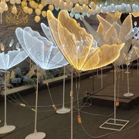 Lustre de plafond papillon doré pour la décoration de fond de mariage Suspension de lumière chaude Aile de papillon Autre décoration de mariage