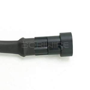 定制2针公连接器外壳，带保险丝座16号聚氯乙烯套管电缆线束 - Product Image 3