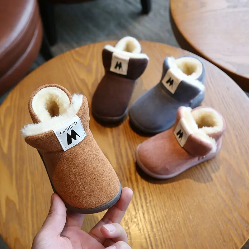 Calçados de inverno para bebês, venda quente de sapatos para bebês de 1-3 anos, calçados curtos para meninos e meninas