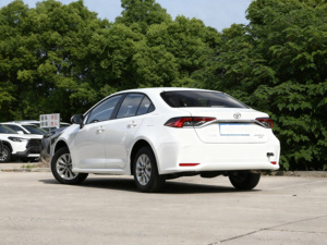 La <span class=keywords><strong>Toyota</strong></span> <span class=keywords><strong>Corolla</strong></span> 2023 1.2T Pioneer est une berline compacte. - Product Image 4