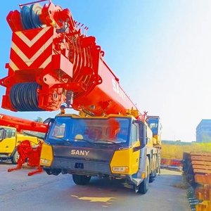 Choisissez la grue mobile SANY SAC2200 de 220 tonnes pour des opérations de levage précises et puissantes - Product Image 5