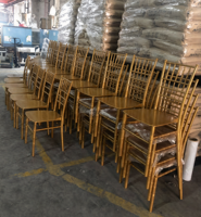 Chaises de banquet dorées empilables de haute qualité pour hôtels, idéales pour les événements de mariage (vente en gros)