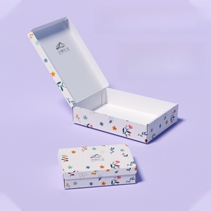 Nouveauté : Boîte <span class=keywords><strong>de</strong></span> luxe personnalisée pour l'emballage, impression <span class=keywords><strong>de</strong></span> logo, boîte d'expédition en carton ondulé pour vêtements - Product Image 2