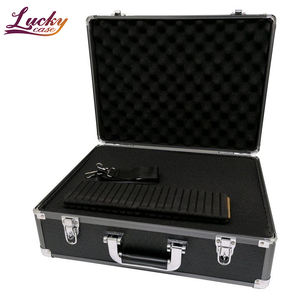 <span class=keywords><strong>Valise</strong></span> à outils personnalisée multifonctionnelle en aluminium noir <span class=keywords><strong>Valise</strong></span> de sécurité professionnelle de haute qualité résistante aux chocs avec rangement en mousse - Product Image 1
