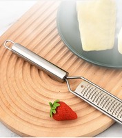 Multifunctionele handmatige citroenschiller, kokosnoot- en groentesnijder, kaasrasp van roestvrij staal, metalen fruit- en groenterasp