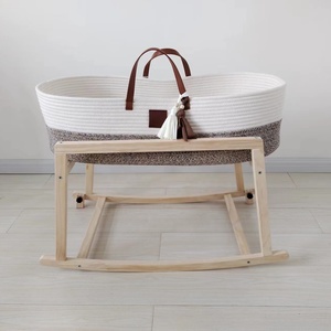 Support de berceau Moïse pour bébé, <span class=keywords><strong>table</strong></span> à <span class=keywords><strong>langer</strong></span>, <span class=keywords><strong>matelas</strong></span> en mousse épaisse, housse de <span class=keywords><strong>matelas</strong></span> amovible, en bois massif, pour utilisation en parc - Product Image 4