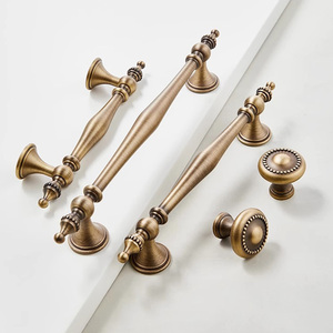 Poignées de porte de placard en laiton massif de luxe françaises, villas, appartements, quincaillerie de meubles, armoire, tiroir, boutons de porte de cuisine - Product Image 2