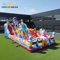 Parc d'attractions gonflable commercial sur le thème de l'aventure spatiale avec toboggan pour carnaval scolaire et parc d'attractions
