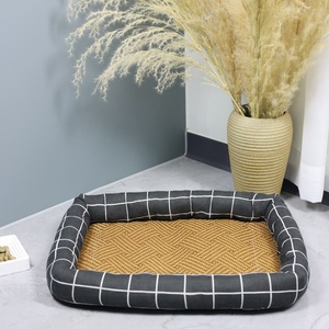 Sommer kühlung Haustier bett mit Rattan matte Quadratischer Druck Kratz feste Katzen-und Hunde bett matte Sommer kühlung Haustier matten & Pads - Product Image 6