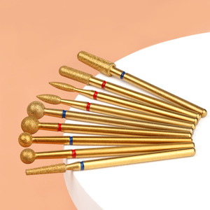 Broca de carburo para uñas con revestimiento de oro de gama alta sin decoloración con grano C/M/F para el cuidado profesional de pedicura y manicura de cutículas - Product Image 2