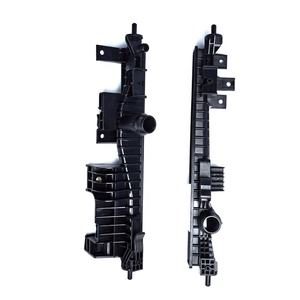 Nouveau 2018 <span class=keywords><strong>Peugeot</strong></span> <span class=keywords><strong>DS7</strong></span> radiateur de refroidissement réservoirs en plastique pièces de rechange automatiques Pa66 + GF30 pour <span class=keywords><strong>DS7</strong></span> - Product Image 1