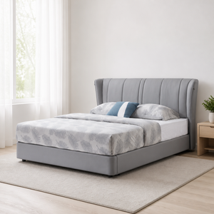เตียงหุ้มผ้าหัวเตียงโค้งมนบุนวมแบบ Channel Tufted ฐานเตียงเตี้ยสีเทา ผ้าหุ้มสีเทา สำหรับห้องนอนใหญ่หรือโรงแรม - Product Image 1
