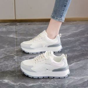 Nuove <span class=keywords><strong>Scarpe</strong></span> <span class=keywords><strong>da</strong></span> <span class=keywords><strong>Donna</strong></span> Traspiranti in Rete, Antiscivolo, con Suole Morbide, Superfici Delicate, Leggere, di Alta Qualità, con Suola Spessa, per il Tempo Libero e la Corsa - Product Image 1