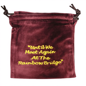 Sandmark Memories Regenbogenbrücke Burgunderrote Samt-Urne Kleine (5 X 7) Designierte Urne Inklusive Tasche - Product Image 1