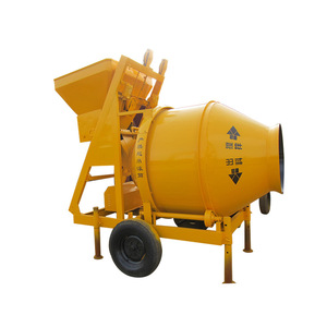 เครื่องผสมคอนกรีตพร้อมระบบยกอัตโนมัติสำหรับงานก่อสร้าง สีเหลือง บำรุงรักษาง่าย - Product Image 2
