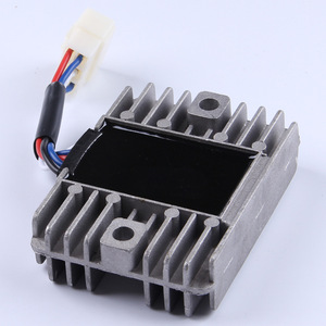 ตัวควบคุมแรงดันไฟฟ้า AY031 5 สาย เฟสเดียว AC 1555V อินพุต จอแสดงผลดิจิตอล ประเภท E คอร์ - Product Image 2
