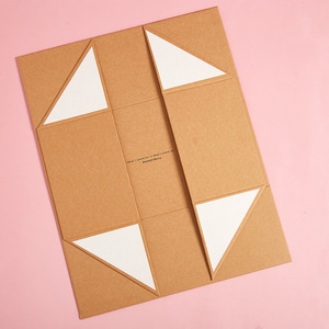 Lüks <span class=keywords><strong>Flap</strong></span> kapak ambalaj sert karton ısmarlama özel manyetik kapatma kahverengi Kraft kağıt katlanabilir hediye kutusu - Product Image 2