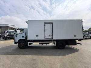 Camion frigorifique isotherme DFAC 10t de Chine - Camion de transport de marchandises à température contrôlée -18°C pour la livraison de viande et de légumes - Product Image 3