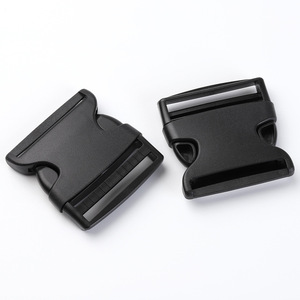 Hebilla de nailon de 60 mm, negra, de plástico, ajustable, para correas de mochila y riñonera - Product Image 3