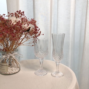 Verres à vin en cristal gravés de diamant en relief vintage mariage pour flûtes à <span class=keywords><strong>champagne</strong></span> en forme de verre à eau en carton - Product Image 6