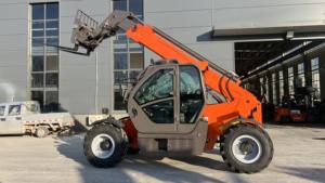 Chariot télescopique <span class=keywords><strong>Manitou</strong></span> 3T : 7 m de levage, moteur Cummins, 4 roues motrices/4 roues motrices, automatique, <span class=keywords><strong>godet</strong></span> de 3 m³. - Product Image 5