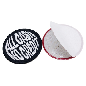 Tùy chỉnh thêu dán vá đầy màu sắc tự dính Thêu Logo Tên Vải vá Thêu Sticker vá cho quần áo - Product Image 2