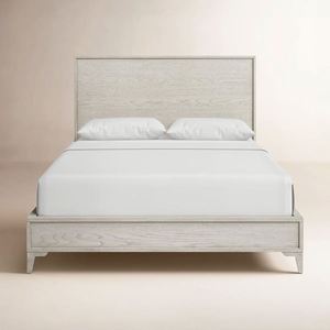 Cama de Madera Maciza de Estilo Francés en Color Blanco Crema, Muebles de Dormitorio de Lujo Tallados a Mano, Estructura de Cama King/Queen Size - Product Image 1
