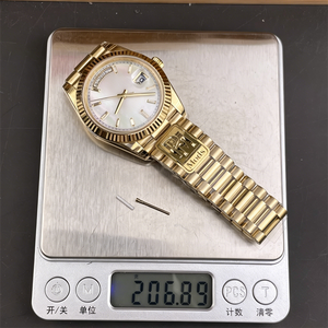 Reloj de Pulsera Mecánico de Oro para Hombre con Esfera de Nácar, Visualización de Día y Fecha, Cierre Plegable, Movimiento Calibre 3255 - Product Image 2