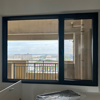 Fenêtre coulissante en aluminium robuste avec verrou à rouleaux et moustiquaire, conforme à la norme CITE 24