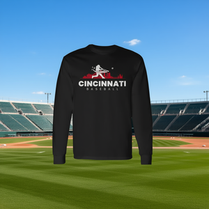 T-shirt à manches longues de baseball de Cincinnati, design minimaliste, style rétro - Product Image 1