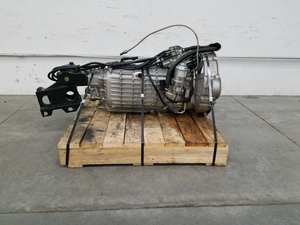 Para <span class=keywords><strong>Lamborghini</strong></span> LP640 F1: Placa de <span class=keywords><strong>circuito</strong></span> de aceite del actuador de la caja de transferencia, válvula solenoide, rodamiento de la caja de transferencia, original usado. - Product Image 4