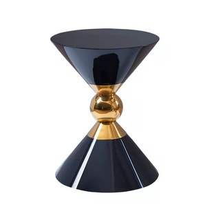 Moderna Mesa de Esquina de Estilo Nórdico y Diseño Sencillo Tipo Instagram, Pequeña Mesa de Centro o de Noche de Madera para Influencers - Product Image 5