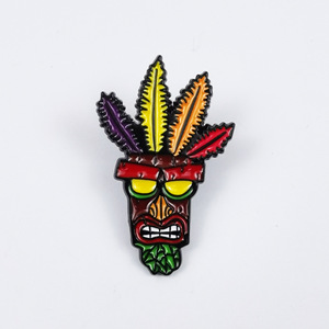 Broche en métal amusante en forme <span class=keywords><strong>de</strong></span> masque sauvage <span class=keywords><strong>de</strong></span> dessin animé, badge en émail, décoration pour sac à dos et vêtements, vente en gros - Product Image 6