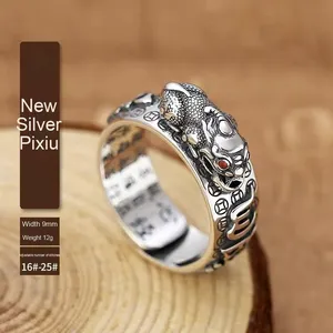 Anillo de Plata Tailandesa Pixiu con Sapo Dorado y Sutra del Corazón de Vajra, Estilo Retro y Moderno, con Mantra de Seis Caracteres de Granada, para Hombres y Mujeres - Product Image 3