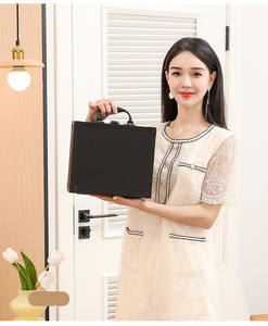 <span class=keywords><strong>Valise</strong></span> cosmétique haute capacité organisateur <span class=keywords><strong>de</strong></span> <span class=keywords><strong>maquillage</strong></span> <span class=keywords><strong>de</strong></span> voyage <span class=keywords><strong>vide</strong></span> complet sac <span class=keywords><strong>de</strong></span> rangement <span class=keywords><strong>de</strong></span> trousse <span class=keywords><strong>de</strong></span> <span class=keywords><strong>maquillage</strong></span> - Product Image 6