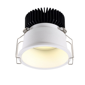 Plafond de magasin <span class=keywords><strong>Spot</strong></span> réglable 5W encastré vers le bas Lumière 7W <span class=keywords><strong>Anti</strong></span>-éblouissement LED Rondelle murale COB Downlight - Product Image 1