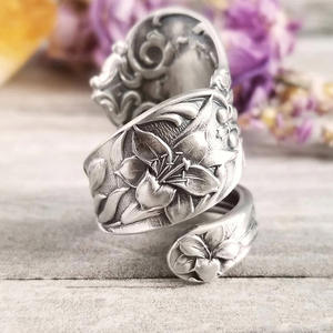 Anello Vintage H350 in Lega con Motivo Vegetale, Gioiello Unisex alla Moda, Regalo Senza Pietre e Senza Incastonature - Product Image 3