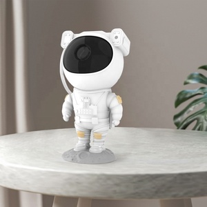Dropshipping moderno Aurora Galaxy <span class=keywords><strong>Moon</strong></span> Star proyector fuente de luz LED con efecto de cielo oscuro Spaceman Star Sky proyector - Product Image 3