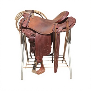 Selle de course de luxe en cuir véritable et bois, gravée, modèle NA94, pour cheval, de BS International, durable - Product Image 6