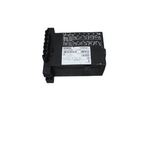 ตัวควบคุมหัวเผาอุตสาหกรรม Siemens W-Fm100 16 I/O 240 V Modbus หน่วยความจำแฟลช สำหรับการใช้งานในโรงงาน - Product Image 2