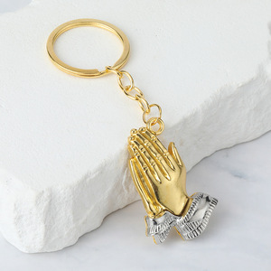 Ciondolo alla Moda con Mani Intrecciate in Preghiera per Buddha, Portachiavi Hip-hop in Lega di Zinco, Metallo Argento e Oro - Product Image 5